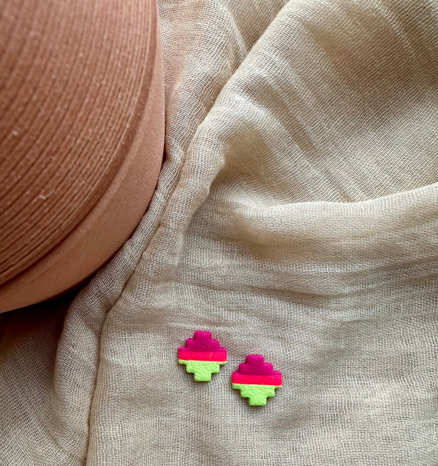 AZTECA mini studs in NEON